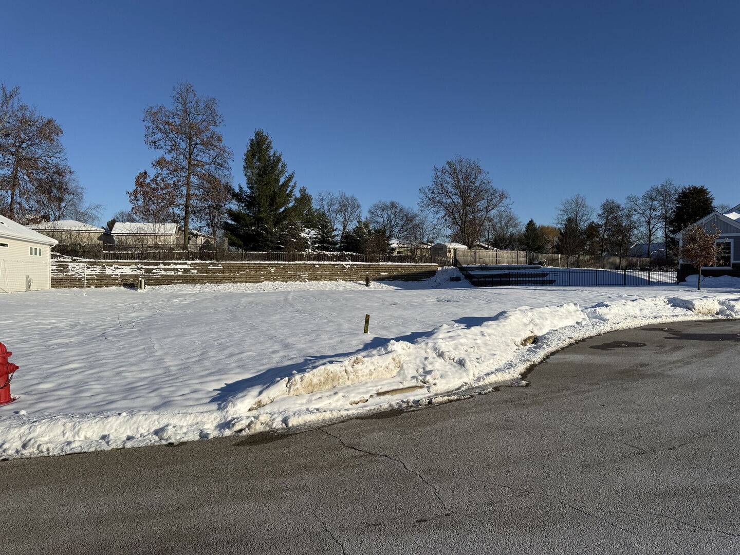 Property Photo:  27 Lake Vista Court  IL 60046 