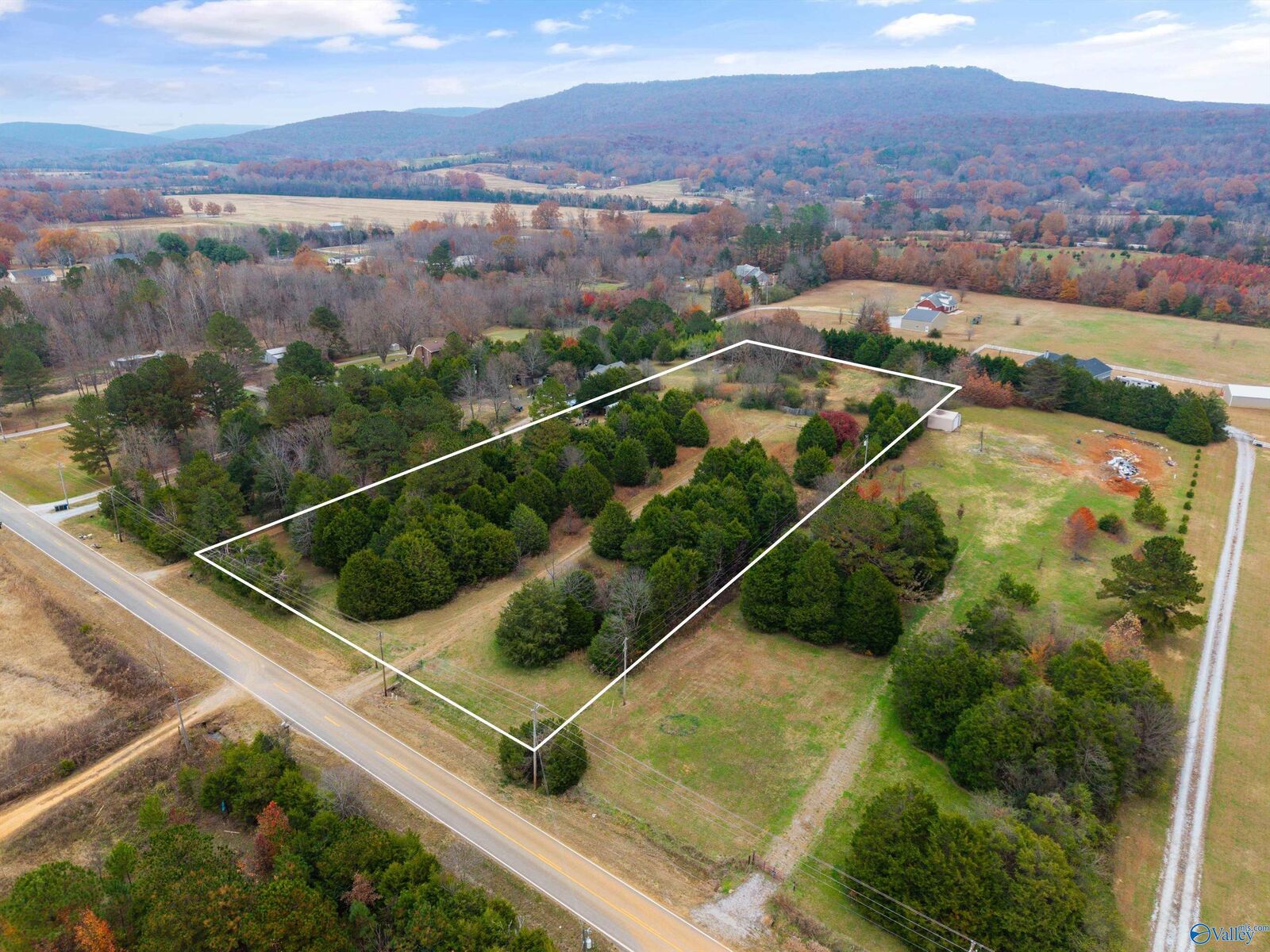 Property Photo: 2312 Hurricane Creek Road AL 35748