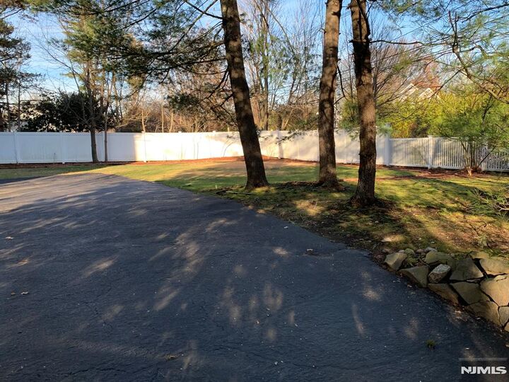 Property Photo: 5 Amanda Court NJ 07446