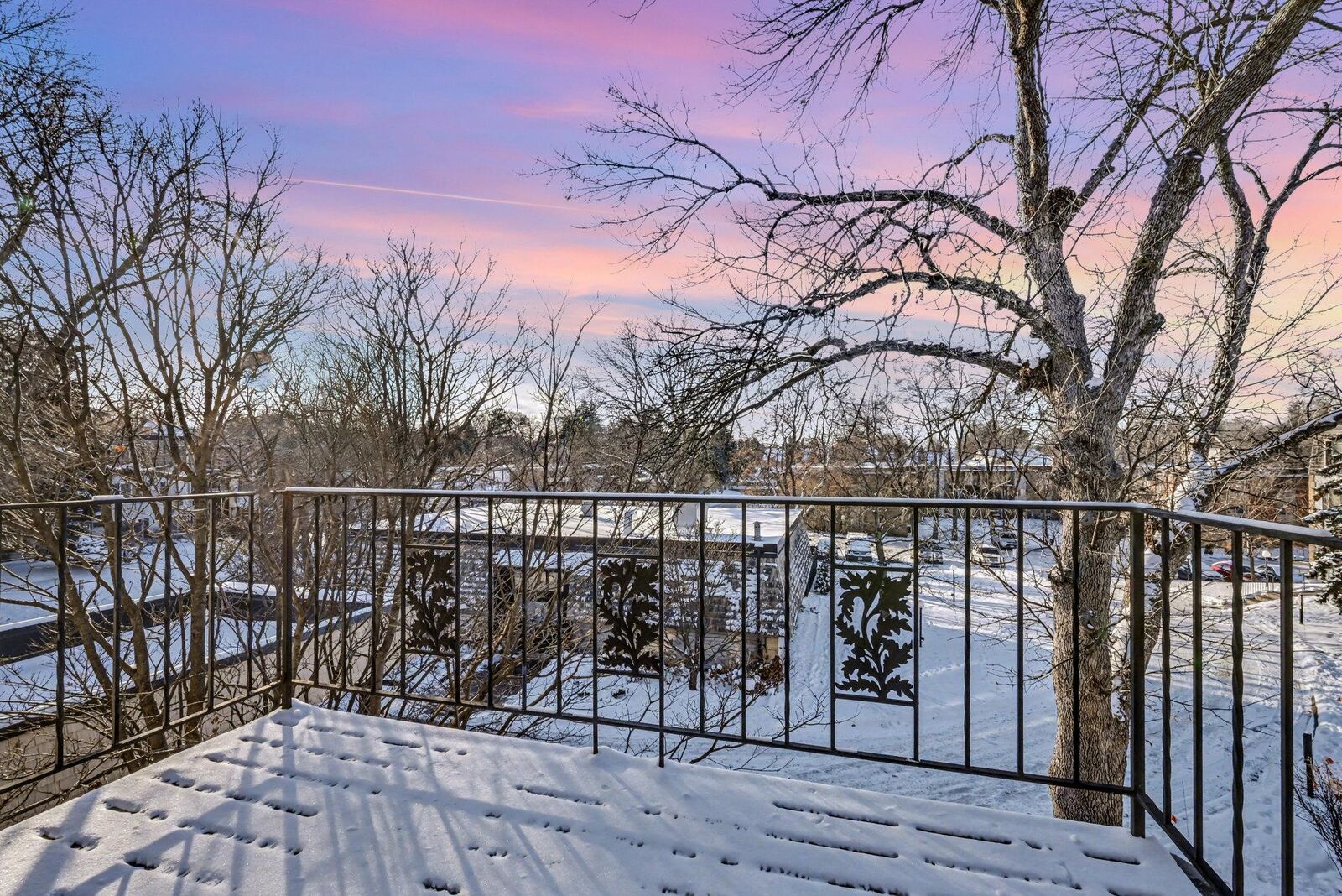 Property Photo:  183 Little Canada Road E 302  MN 55117 