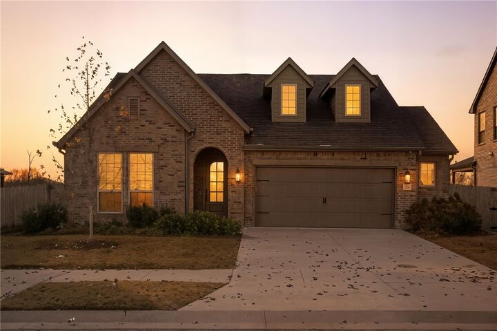 Property Photo:  3851 Dahlia Way  AR 72704 