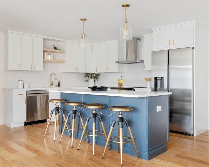 Property Photo:  655 Saratoga Street 201  MA 02128 