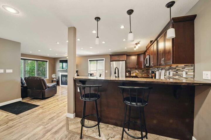 Property Photo:  3717 45 Street  AB T4N 1J3 