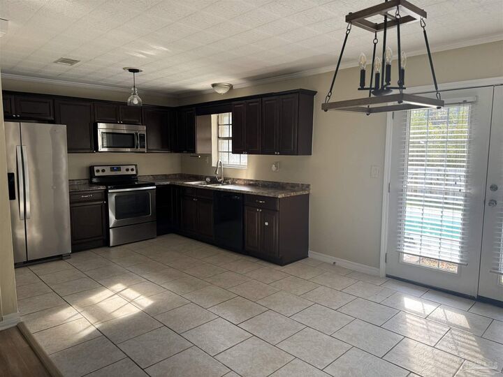 Property Photo:  1859 Nestle Dr  FL 32534 