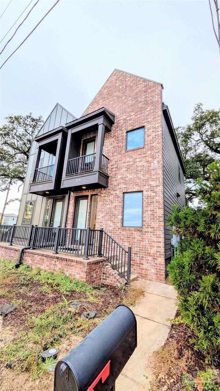 Property Photo: 379 Clubbs St FL 32502