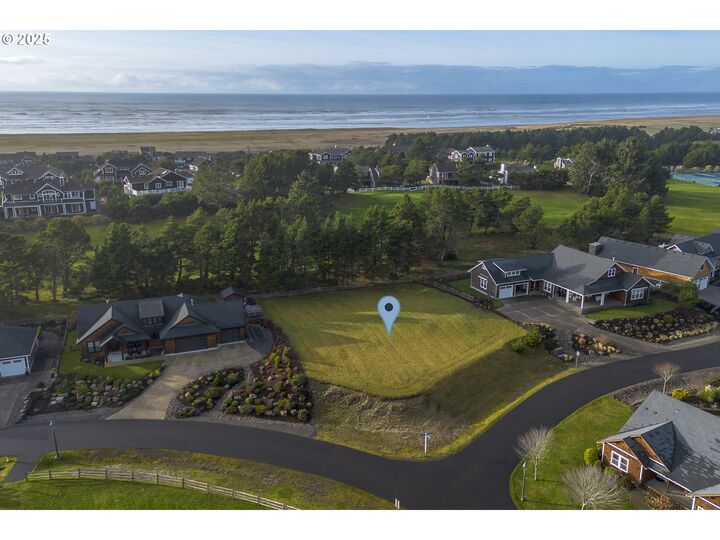 Property Photo:  5298 Sheridan Dr  OR 97138 