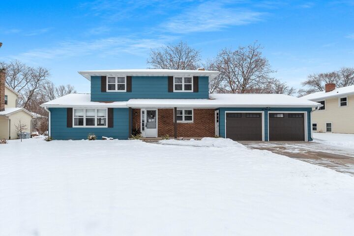 Property Photo: 544 Somerset Drive WI 54301