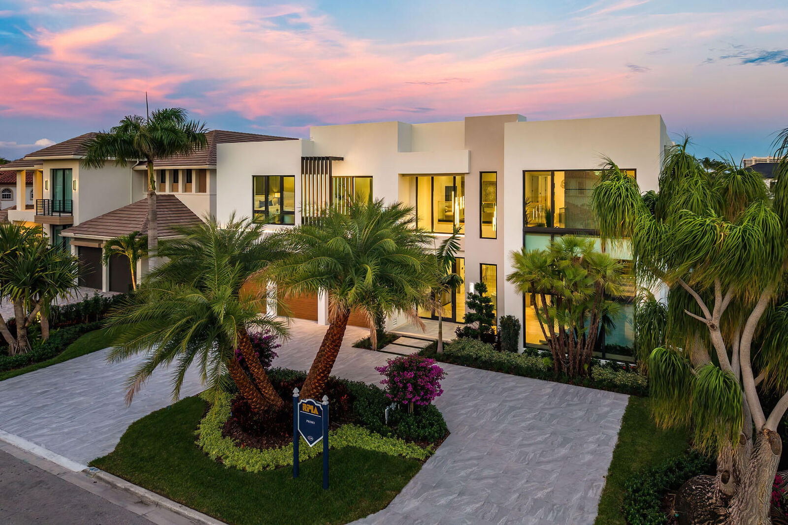 Property Photo:  2240 Date Palm Road  FL 33432 
