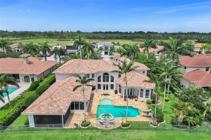 Property Photo: 3308 Islewood Ave FL 33332