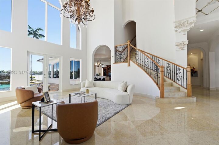 Property Photo: 3308 Islewood Ave FL 33332