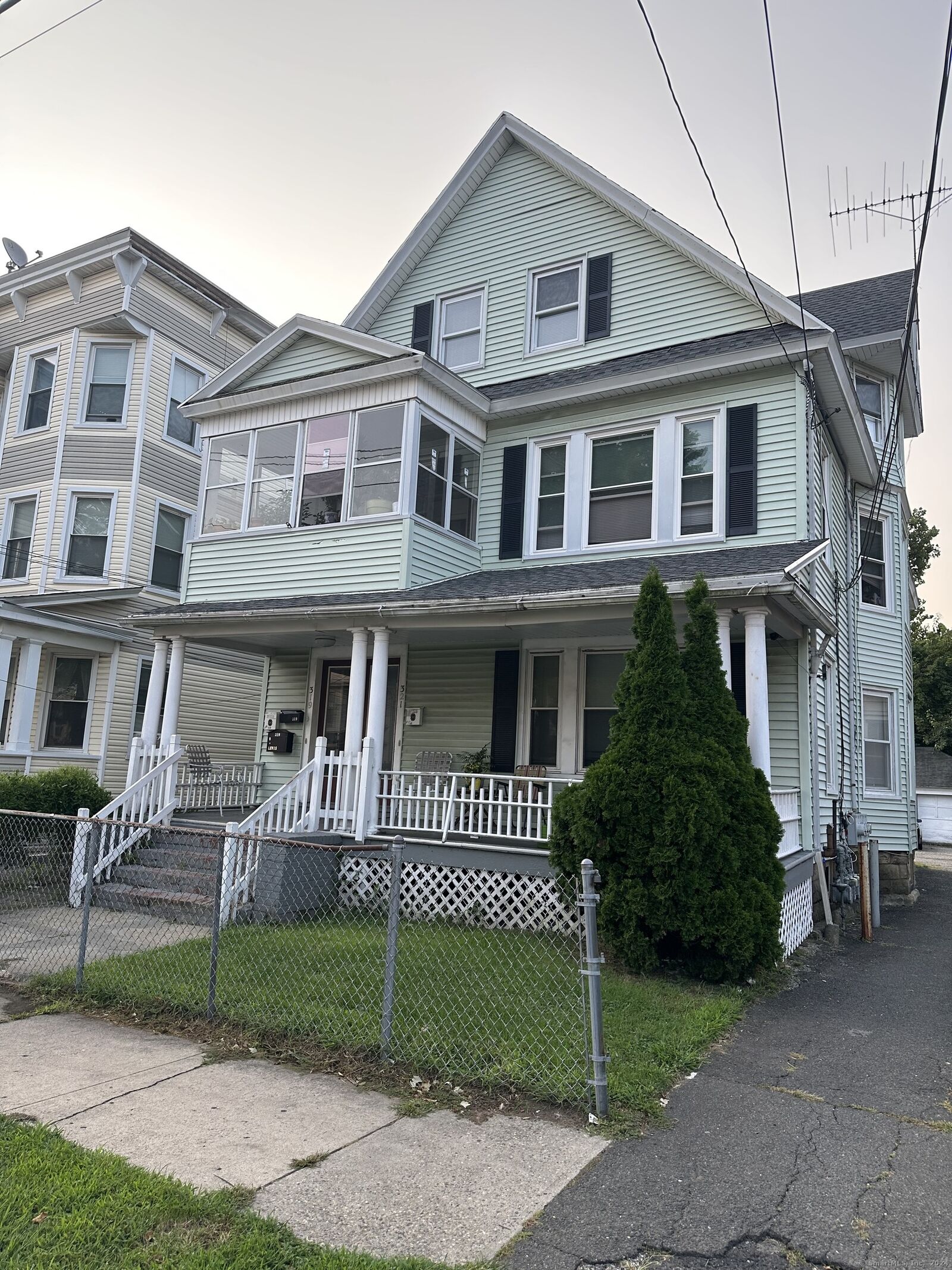 Property Photo: 319 Maplewood Avenue CT 06605