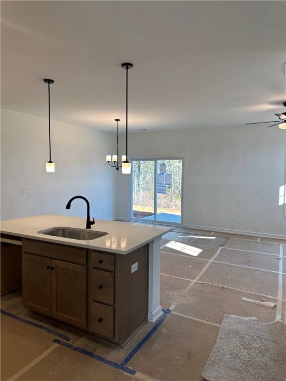 Property Photo: 406 Belgrove Way SC 29640