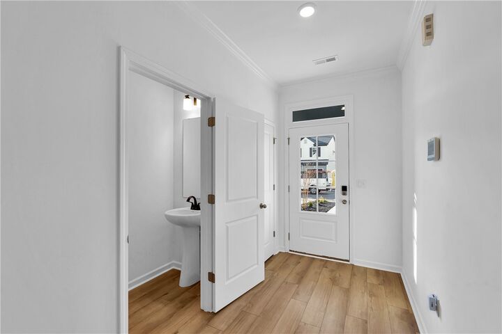 Property Photo:  406 Belgrove Way  SC 29640 