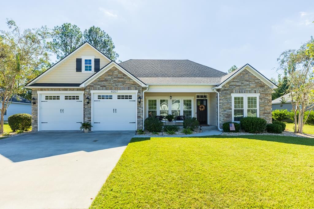 Property Photo:  4007 Hawthorne Drive  GA 31605 