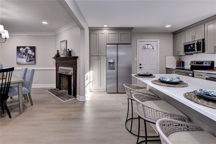 Property Photo:  100 Daingerfield Road  VA 23185 