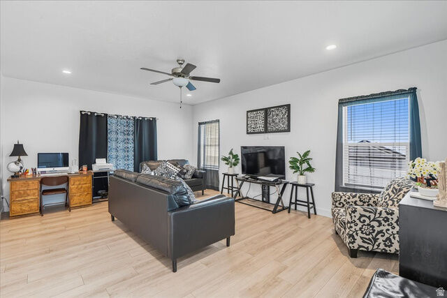 Property Photo: 4459 E Pine Hollow Dr UT 84005