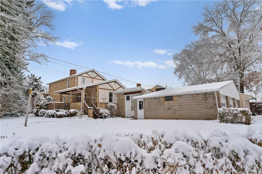 Property Photo: 436 Bairdford Rd PA 15006