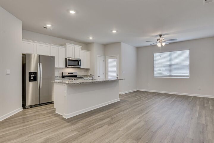 Property Photo:  1040 Quaint Parish Circle  SC 29829 