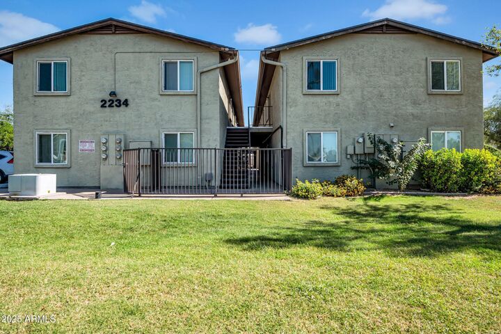 Property Photo: 2234 W Hazelwood Street AZ 85015