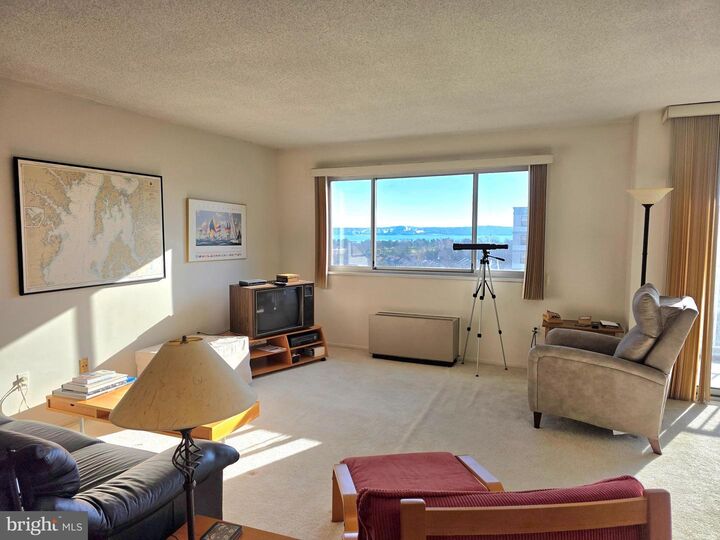 Property Photo:  2059 Huntington Avenue 903  VA 22303 