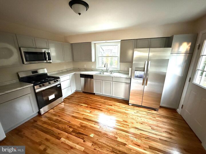 Property Photo:  88 Eldridge Street  NJ 08015 