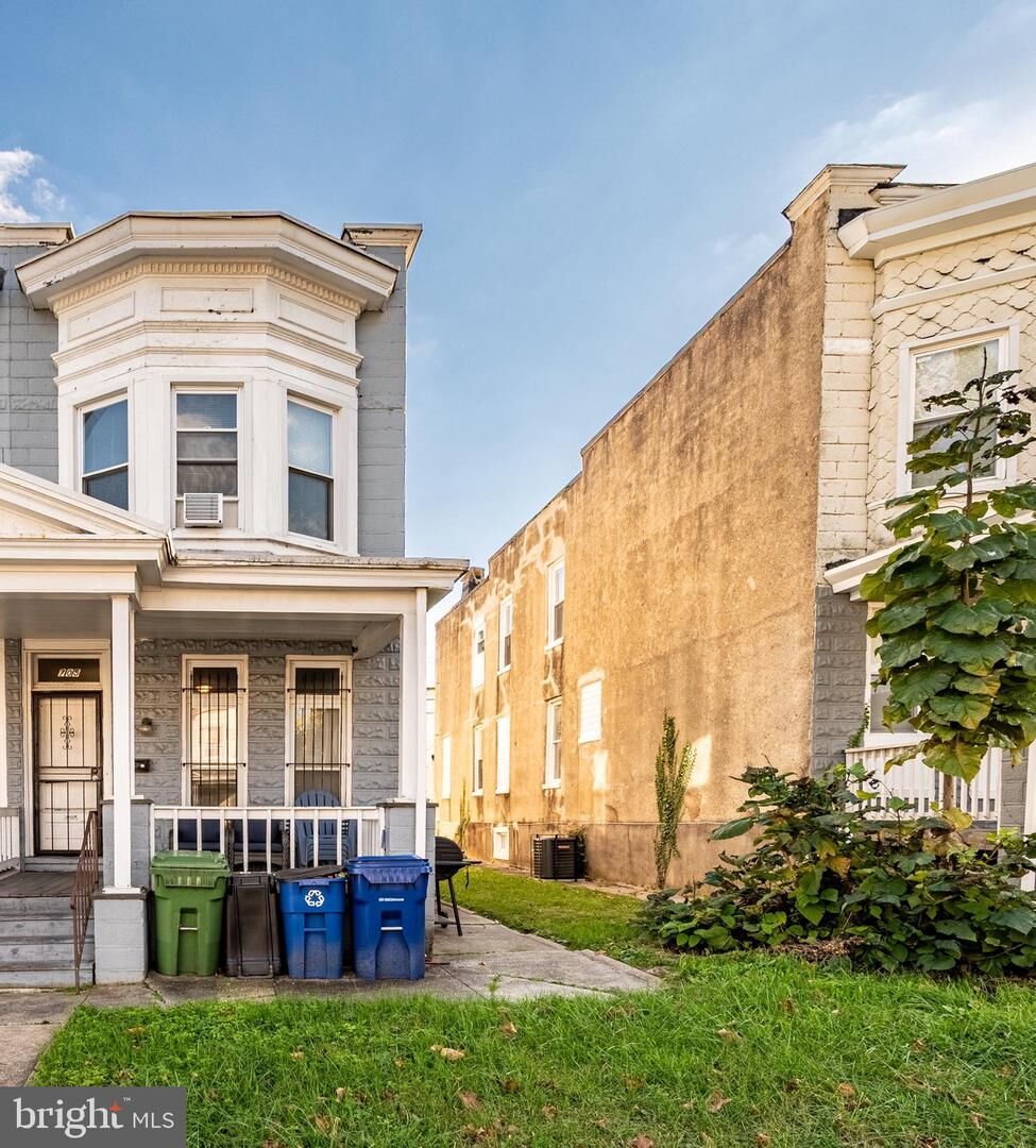 Property Photo: 705 E 41st Street MD 21218