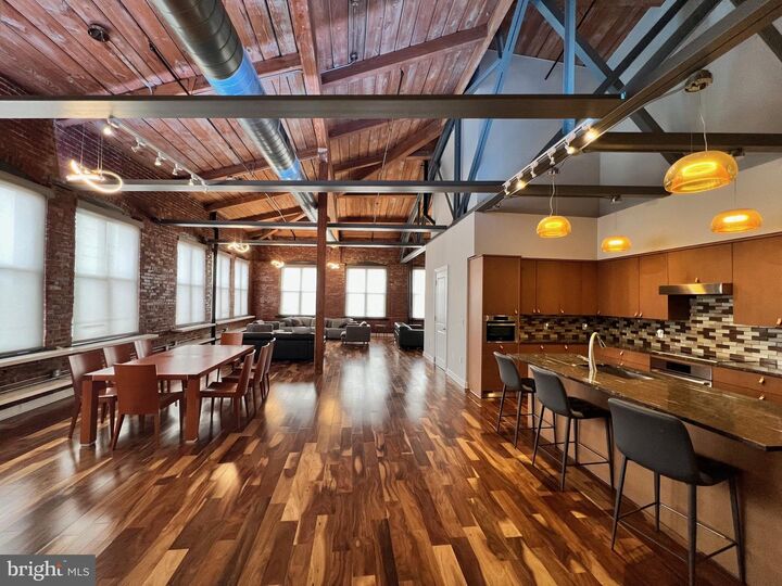 Property Photo: 1147 N 4th Street 53 6C PA 19123