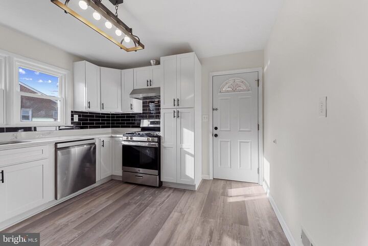 Property Photo: 701 E Maple Road MD 21090