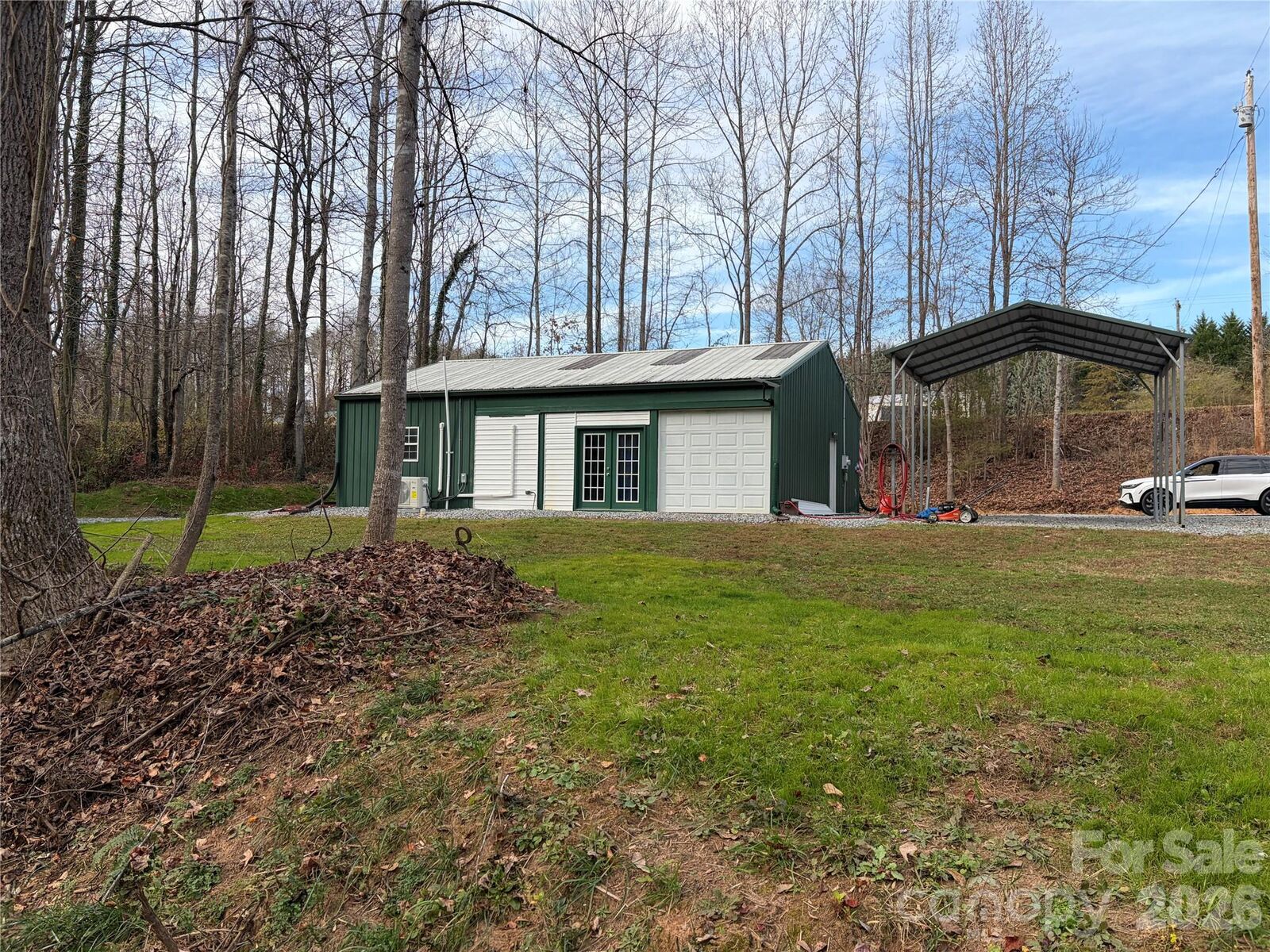Property Photo:  825 Maple Creek Road  NC 28655 
