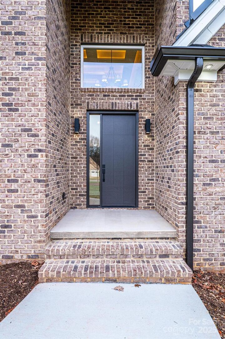 Property Photo:  1328 33rd Avenue Drive NE  NC 28601 