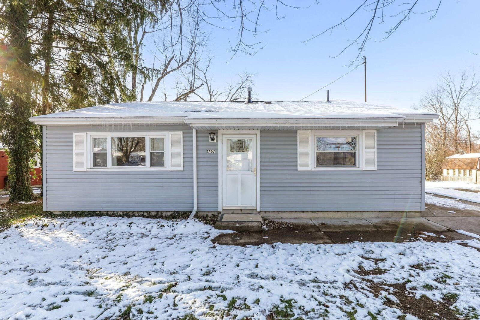 Property Photo: 1767 Alcoy Drive OH 43227