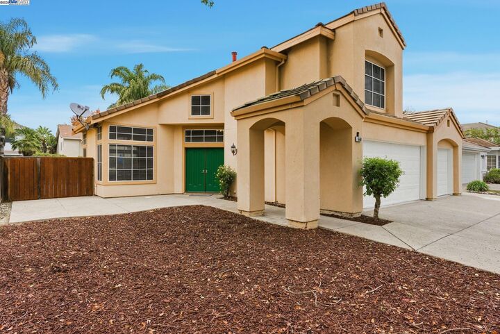 Property Photo: 1660 Tahoe Cir CA 95376