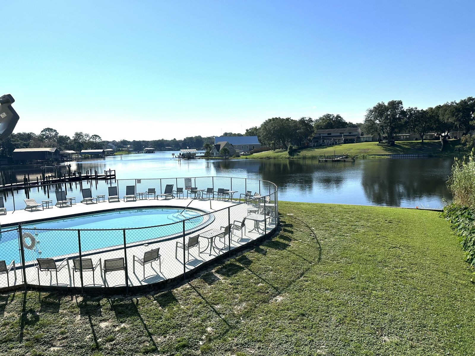 Property Photo: 210 Pelham Road 208C FL 32547