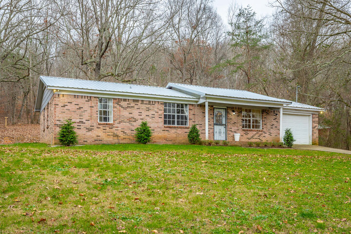 Property Photo: 670 Sherry Road TN 37347