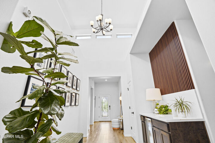 Property Photo: 5500 Valley Oak Drive TX 79932