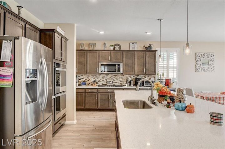 Property Photo: 5041 Silent Birch Avenue NV 89131