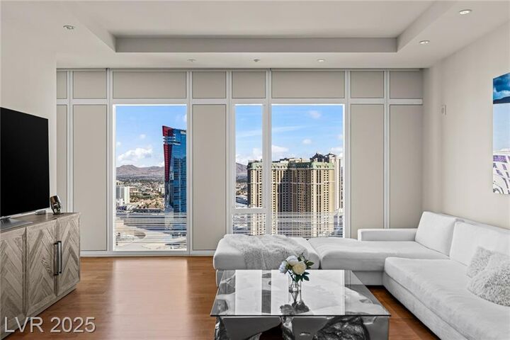 Property Photo: 3750 Las Vegas Boulevard 2808 NV 89158