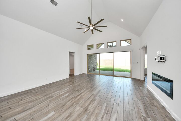 Property Photo: 10515 Harvest Oak Court TX 77459