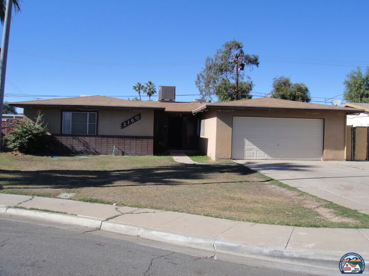 Property Photo:  2160 S S 11th St  CA 92243 