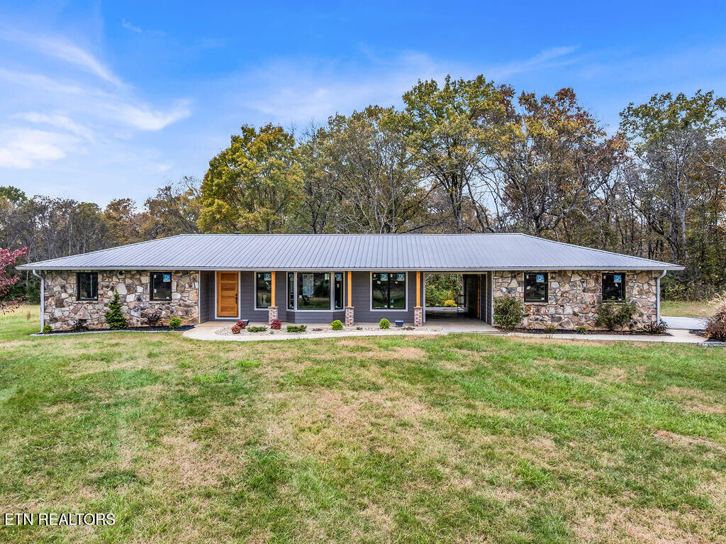 Property Photo:  1271 Whitaker Rd  TN 37820 