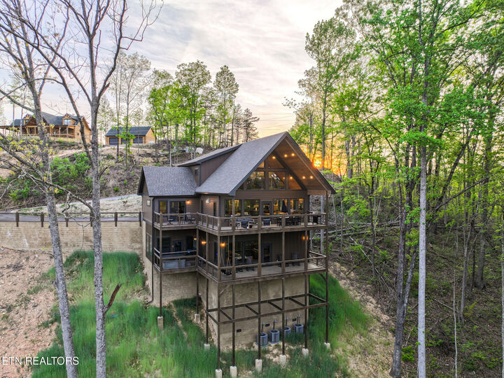 Property Photo: 2317 Grey Fox Run TN 37862