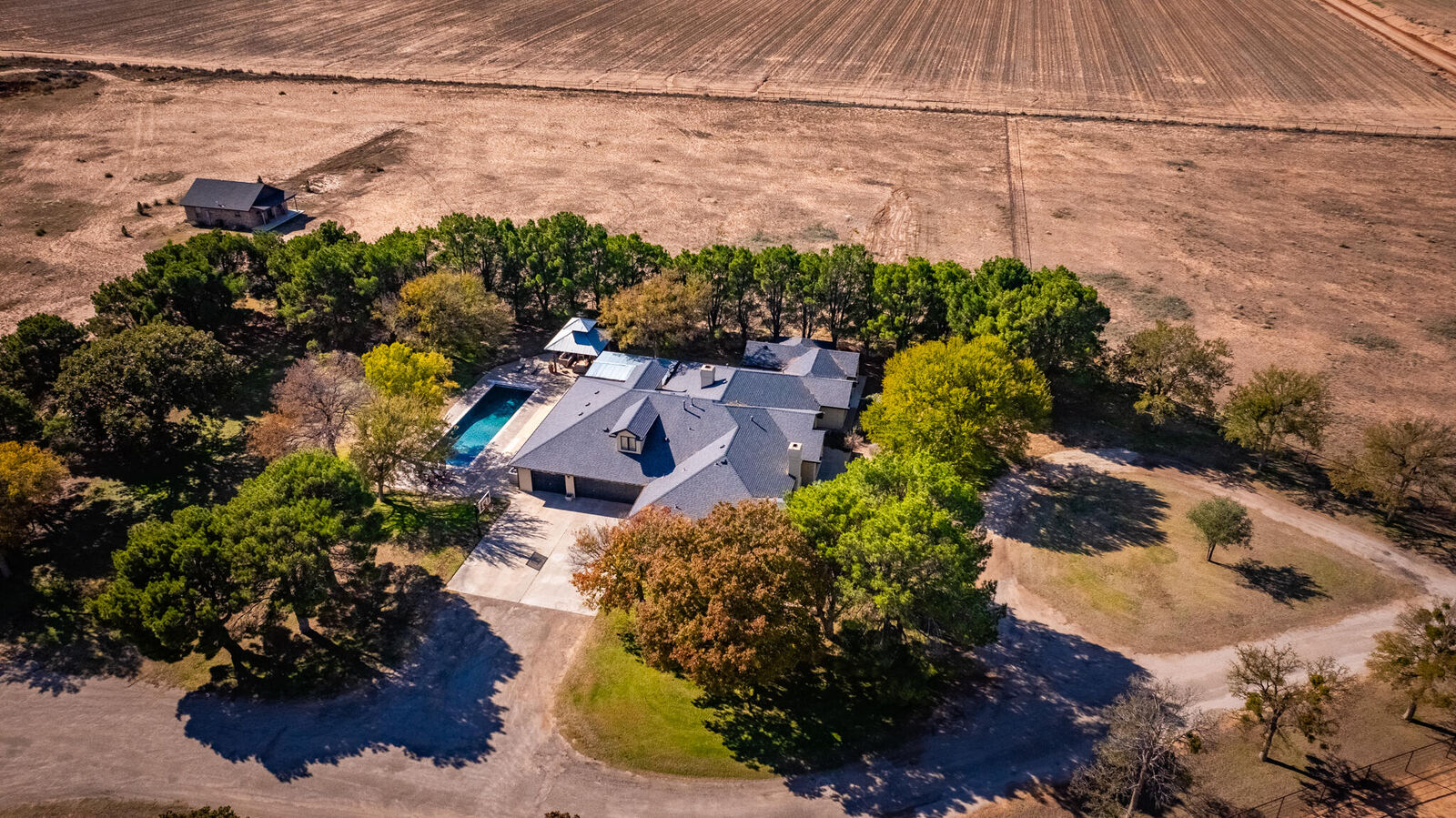 Property Photo:  9009 County Rd 7500  TX 79382 