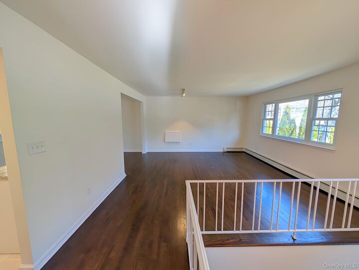 Property Photo:  562 Westbrook Drive  NY 10567 