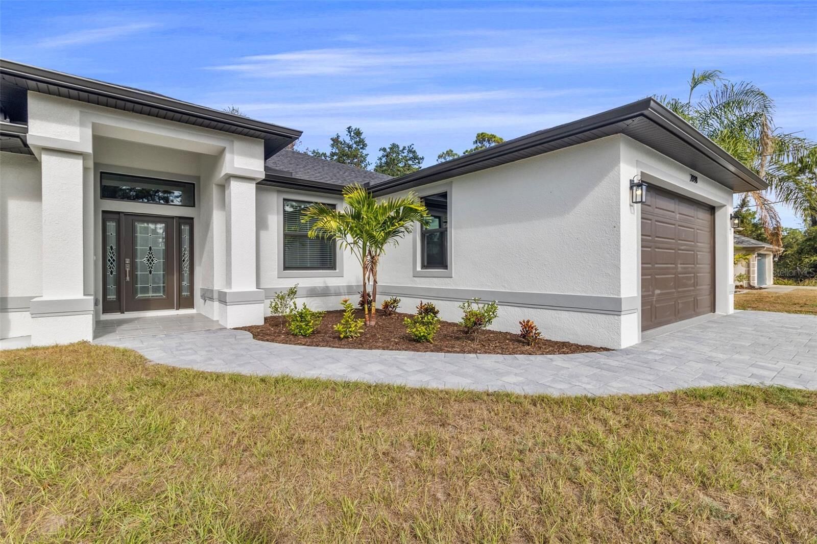 Property Photo: 2098 Manheim Avenue FL 34286