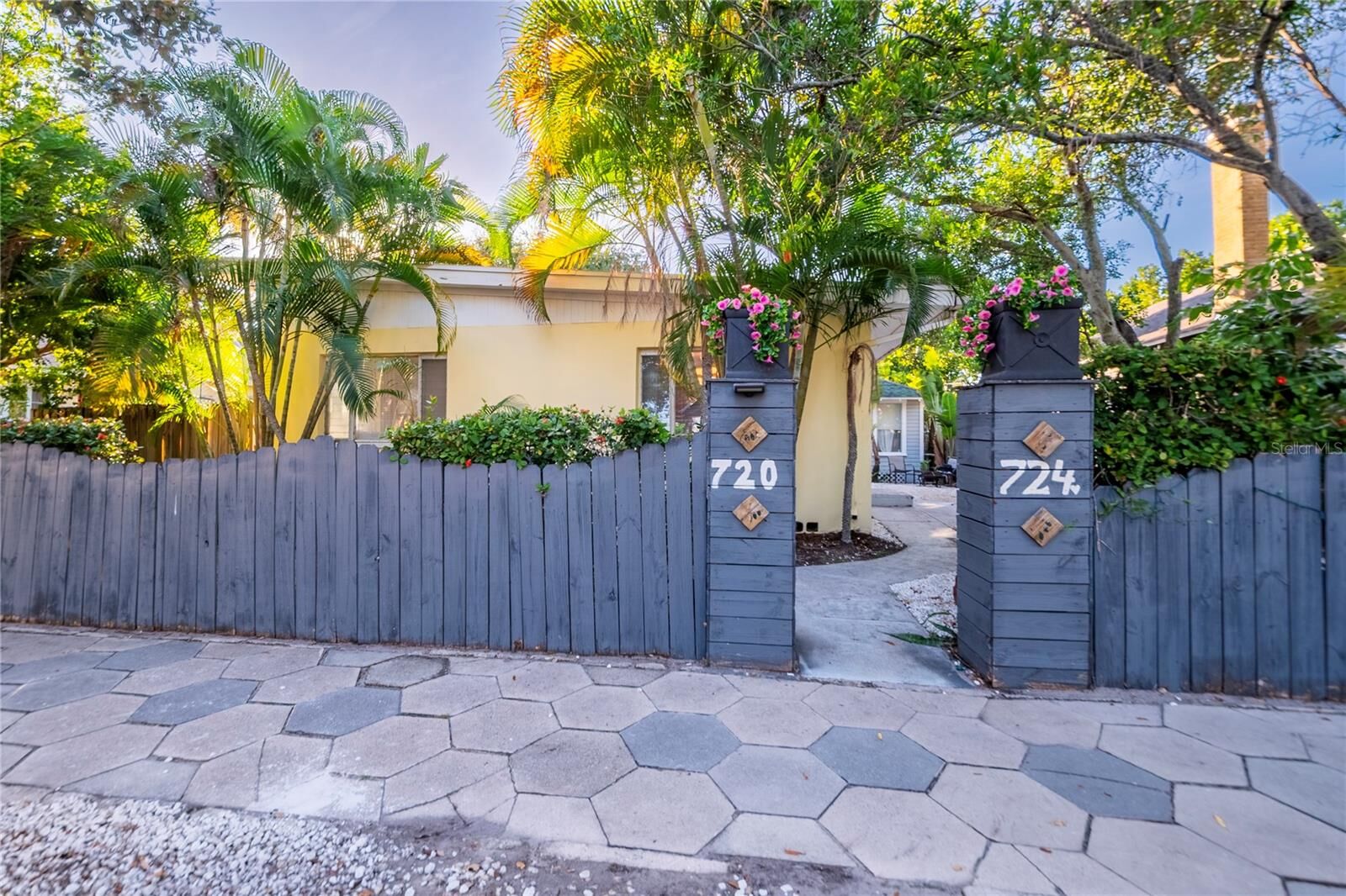 Property Photo: 720 - 724 7th Street N FL 33701