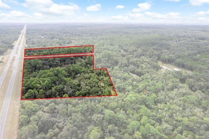 Property Photo: 11570 W Garnet Court FL 34428