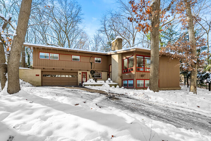 Property Photo:  2146 Treehaven Drive  MI 49008 