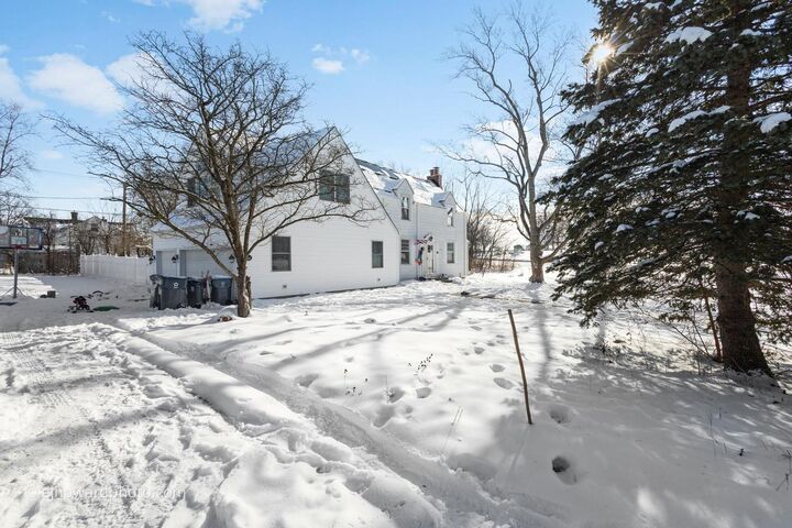 Property Photo: 3655 Kent Place IL 60417