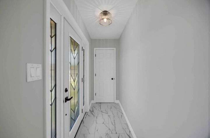 Property Photo: 13921 S Manistee Avenue IL 60633