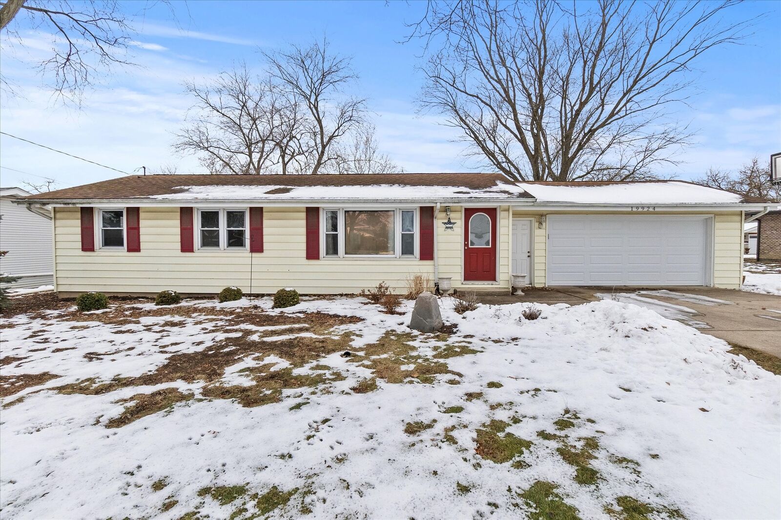 Property Photo:  19924 S Hillgate Road  IL 60448 